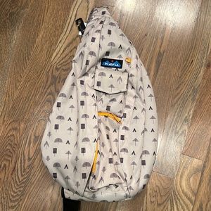KAVU bag nwt